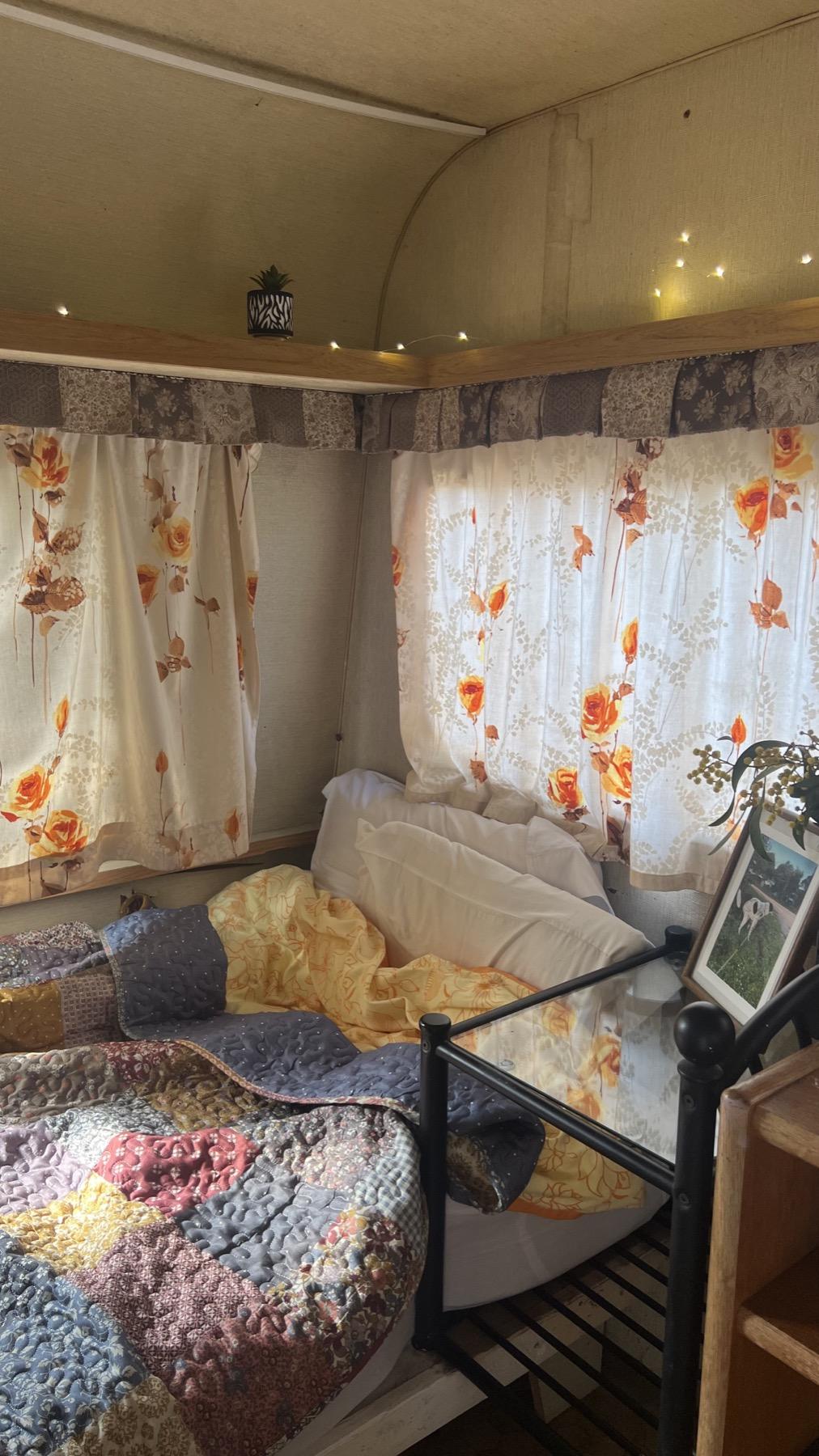 Caravan 3 volunteer accommodation at Mayday Algarve